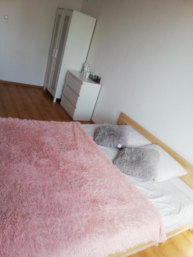 Appartement Pokoje Przy Rondzie à Częstochowa Extérieur photo